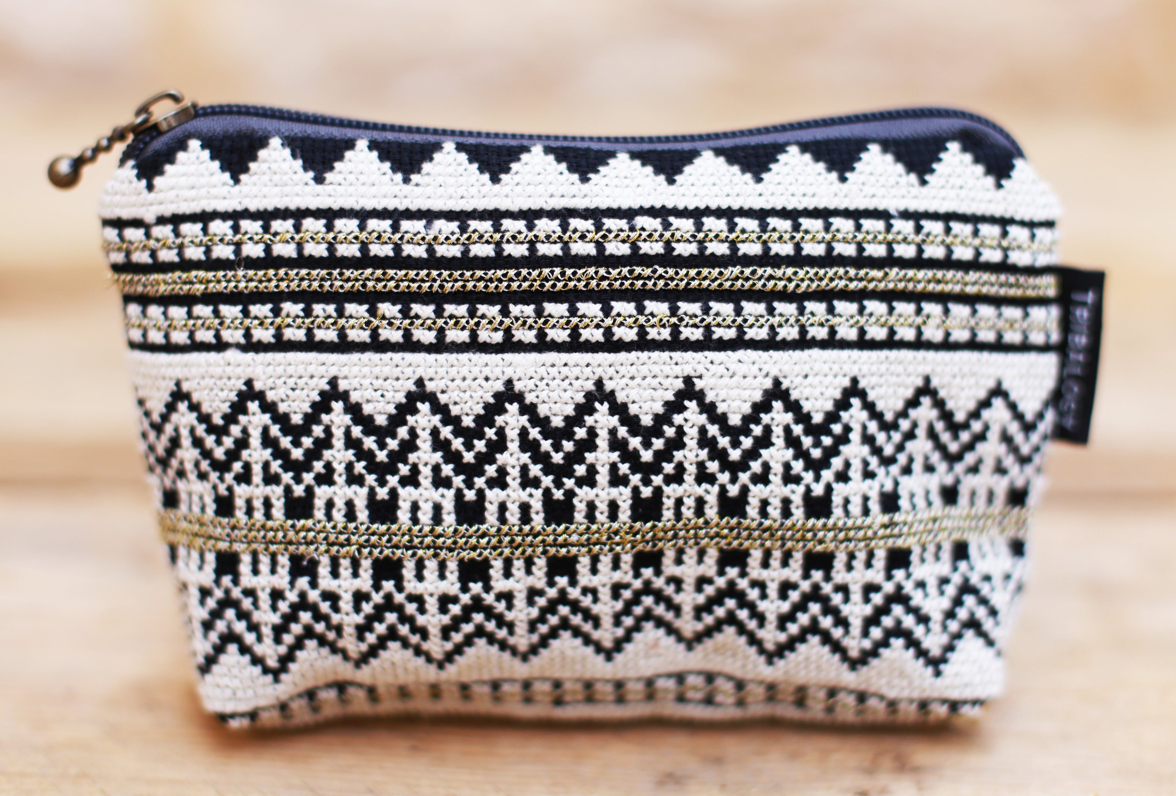 White/Gold Embroidered Makeup purse